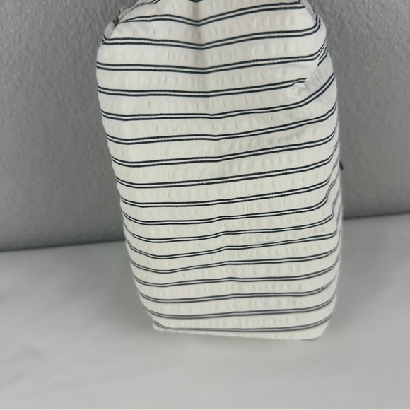 NWOT Cozy Black Stripped Makeup Bag Small Aesthetic Travel Zipper Cosmetic Pouch - Picture 7 of 11